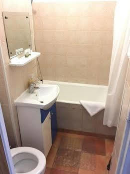 Hotel Graffiti Hotel 3*
